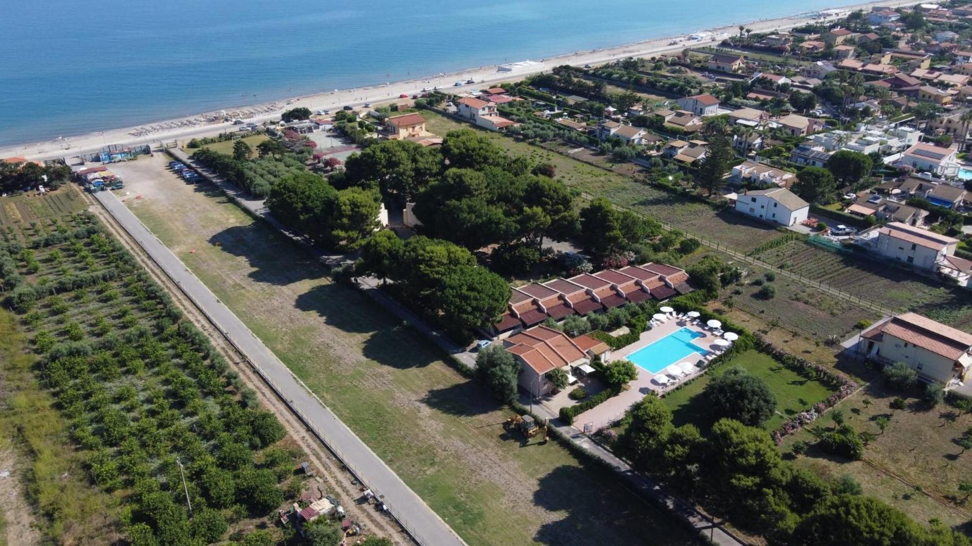 Villa Teti - Sicilia Campofelice Di Roccella Exterior foto
